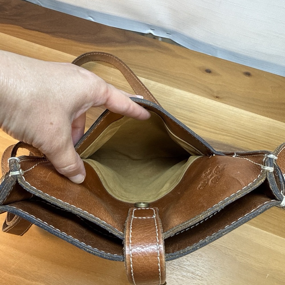 Patricia Nash Venezia Crossbody Bag Cognac Brown Messenger Purse Genuine Leather - Picture 8 of 10